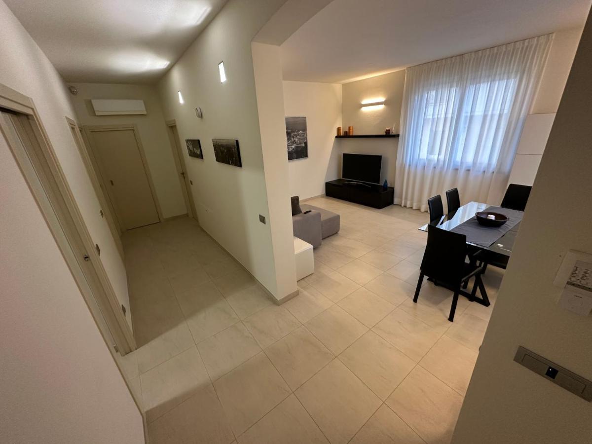 Casavale Elegante Residenza 108 Mq Max 7 Persone Apartment Piacenza Exterior photo